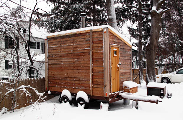 DS Institute Mobile Sauna in the snow
